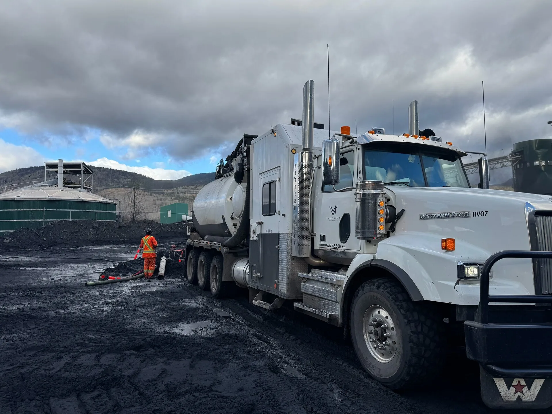 MV Trucking vacuum truck on site 11