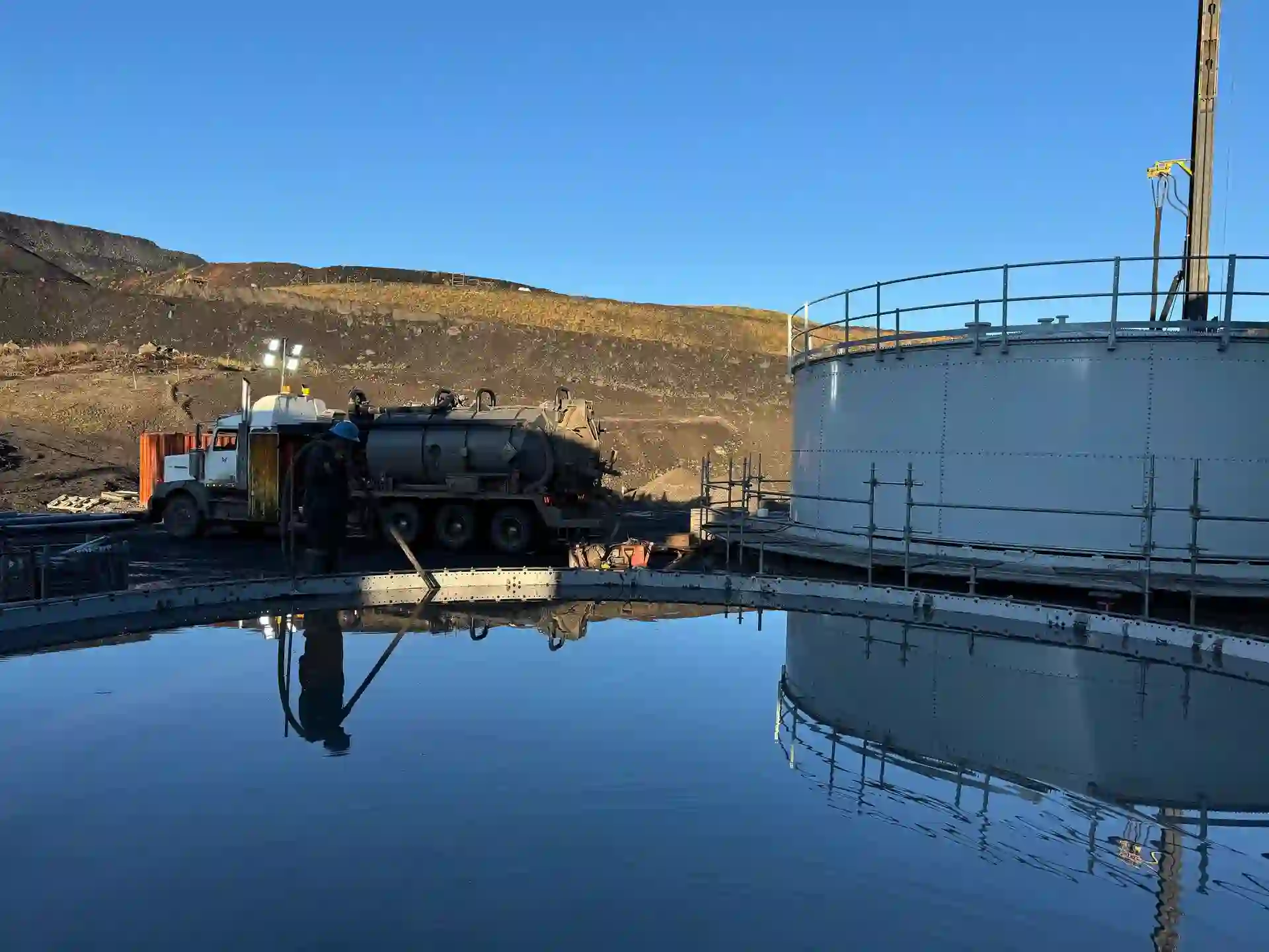 MV Trucking vacuum truck on site 22