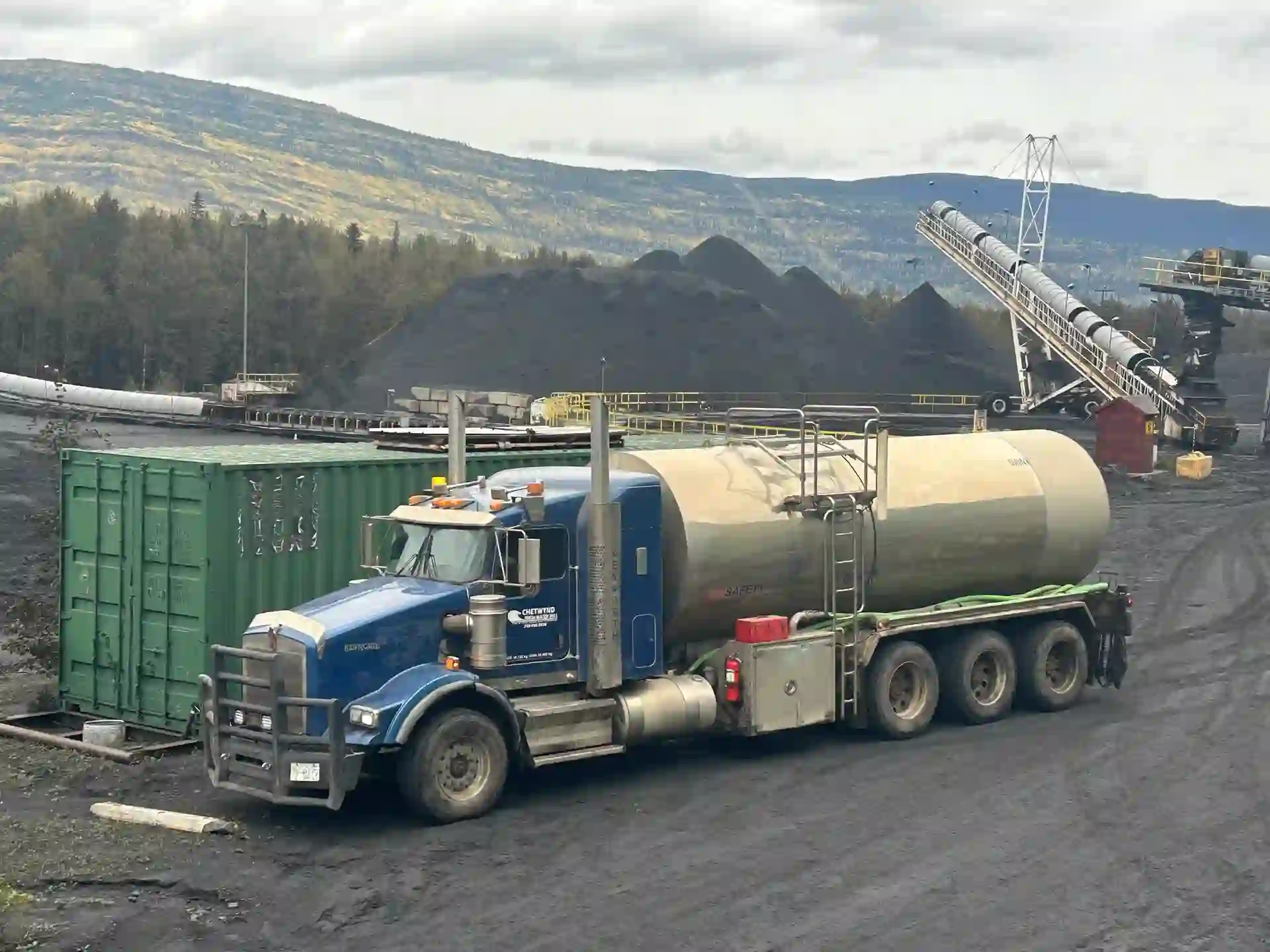 MV Trucking vacuum truck on site 35